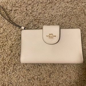 Coach tech wallet